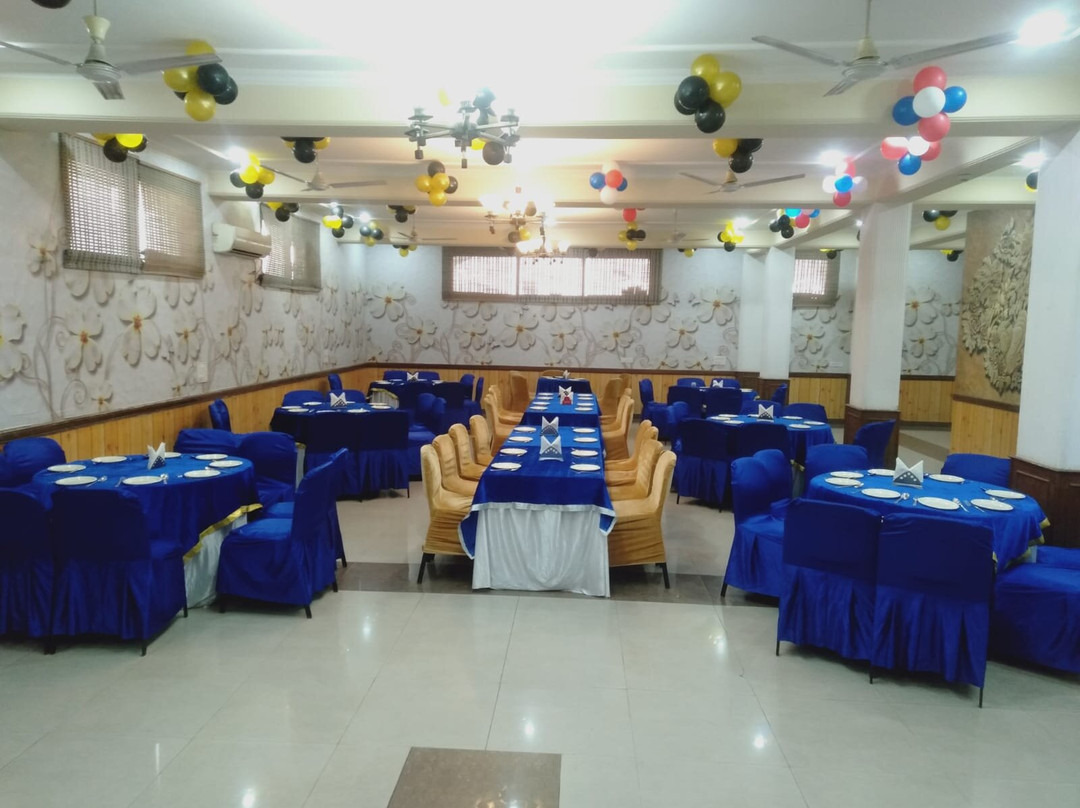 Capital O 6977 Hotel Clarks主图