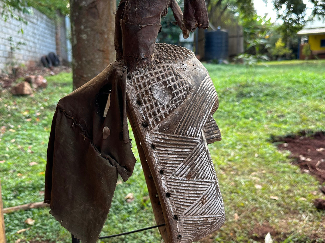 Gallery Antique-坎帕拉必去景点