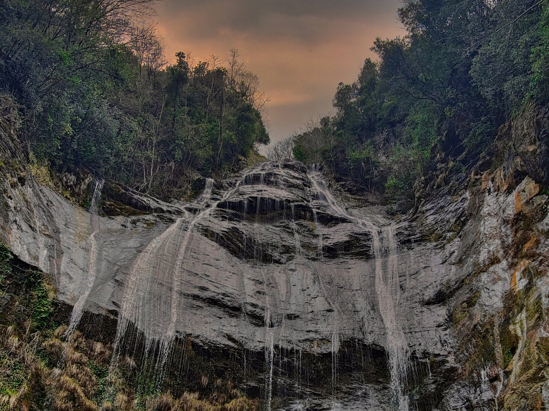 Cascate dell’Acqua Pendente景点图片
