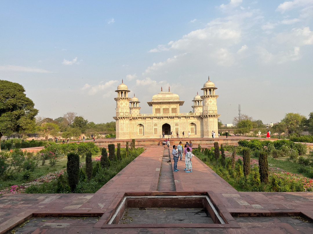 D.K. Car and Driver India-阿格拉必去景点