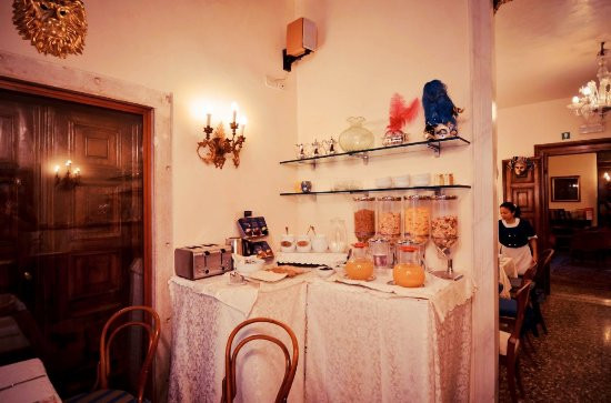 帕拉佐欧多尼酒店主图