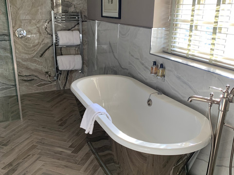 Fox & Hounds Country Inn主图