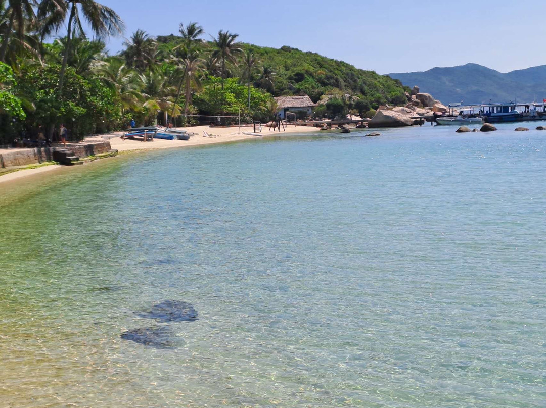 鲸鱼岛度假村主图