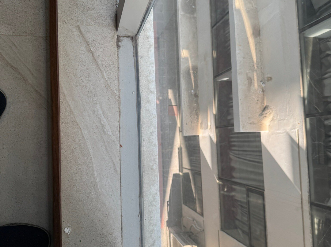 Windy Terrace Hotel主图