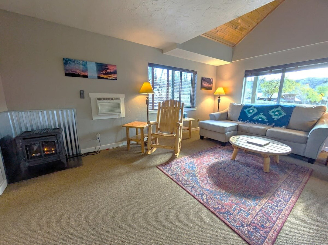 River Pines Inn主图