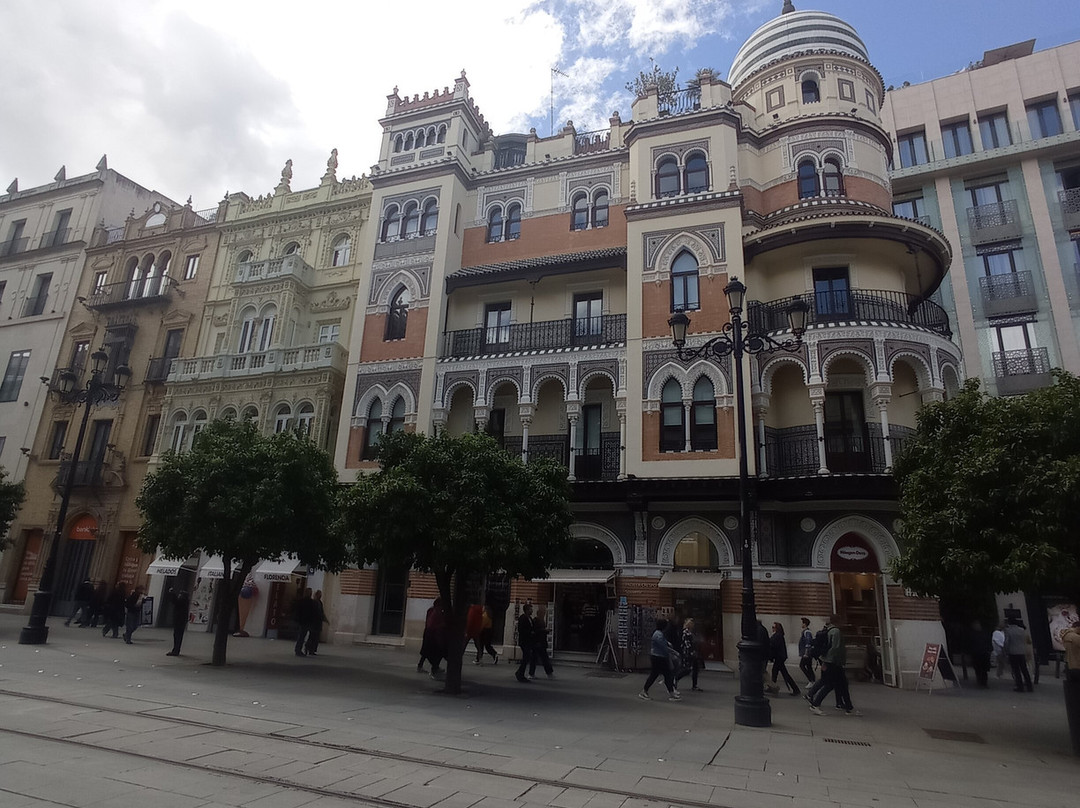 Edificio La Adriatica-塞维利亚必去景点