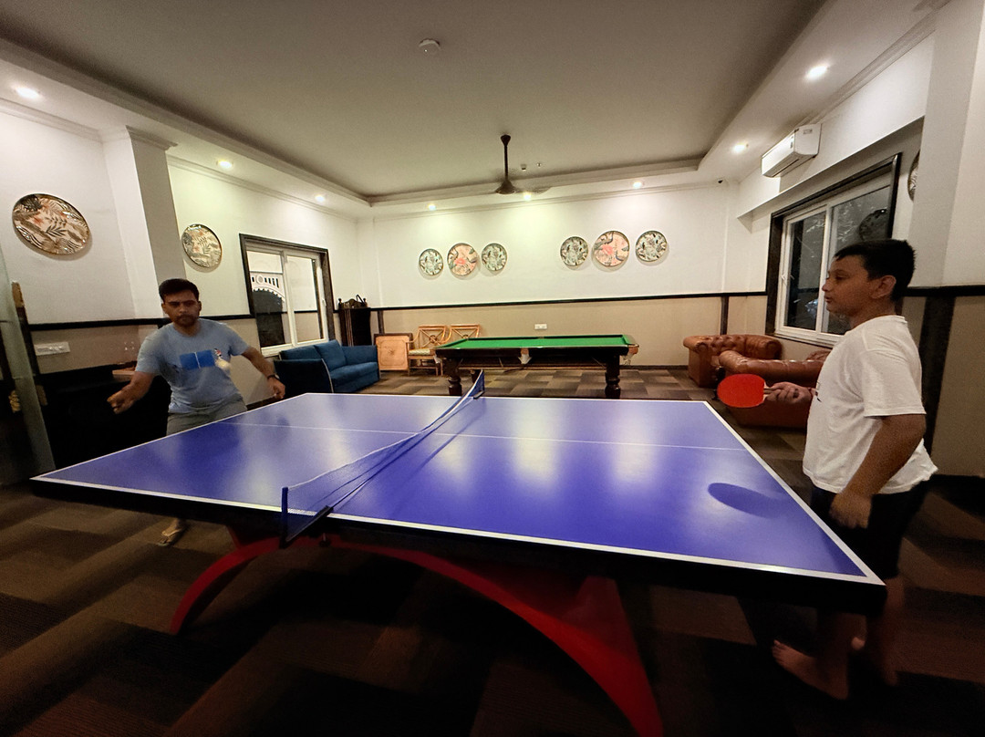 Mayfair Oasis Resort & Convention