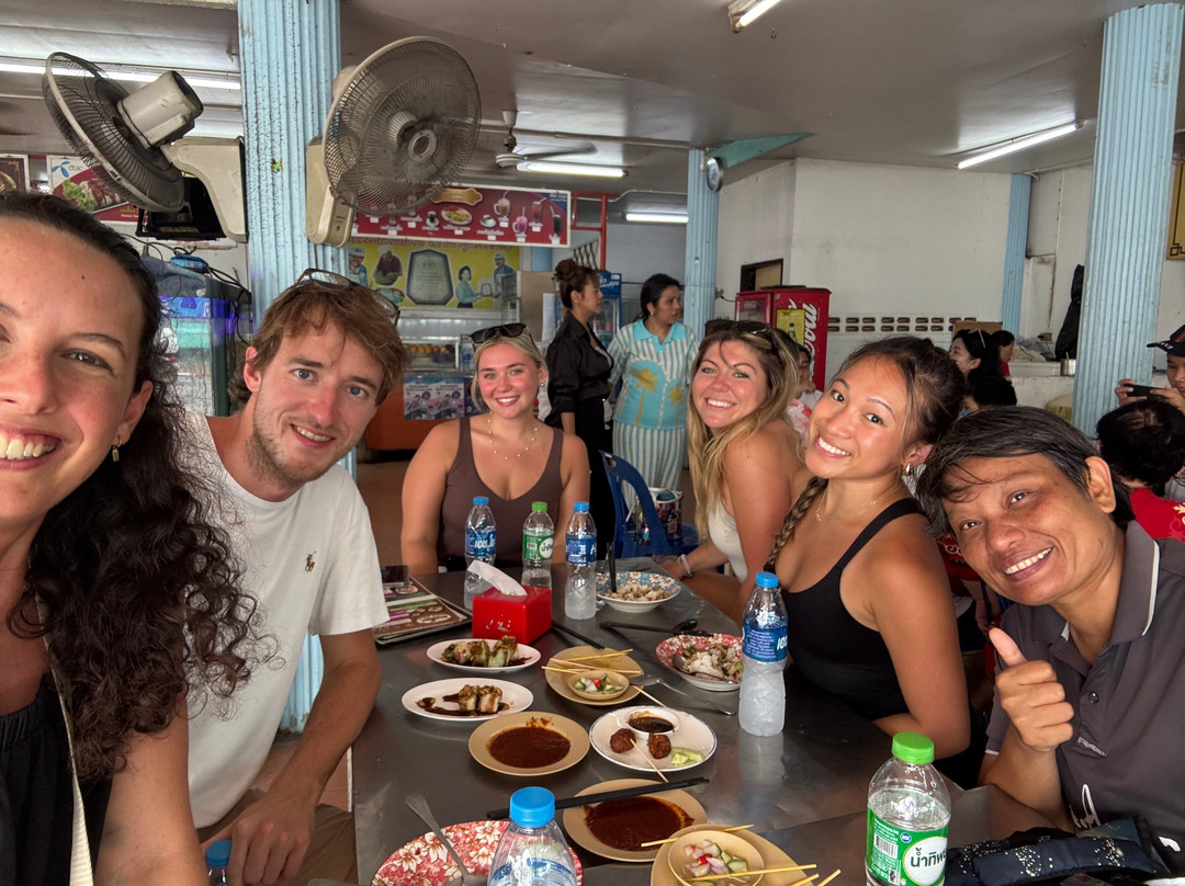 A Chef's Tour-Talat Nuea必去景点