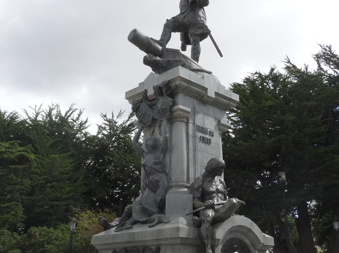 Memorial to Ferdinand Magellan-蓬塔阿雷纳斯必去景点