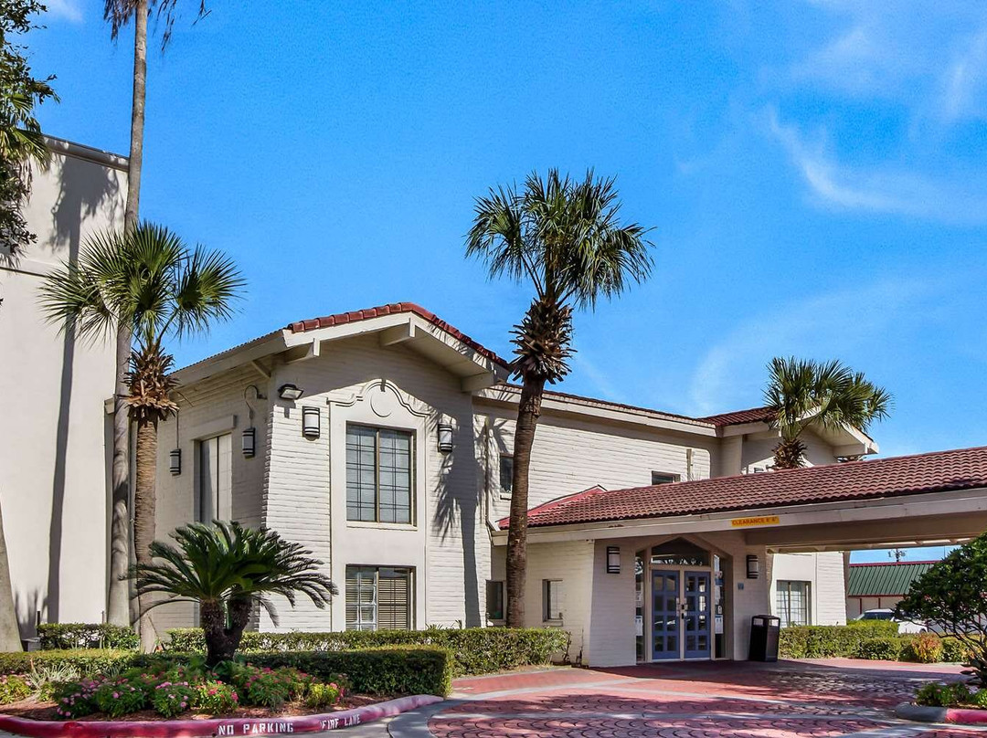 Motel 6 Baytown - Garth Rd