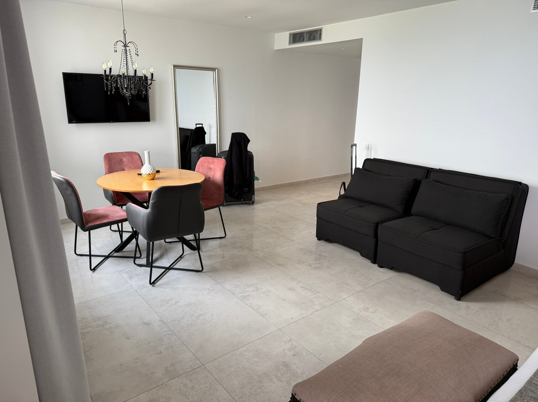 Mythical Coast Wellness Retreat主图