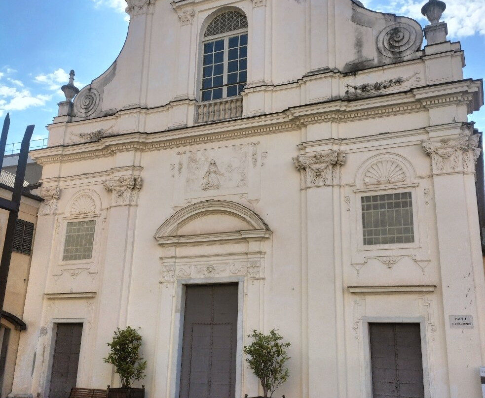 Auditorium Ex-Chiesa di San Francesco-基亚瓦里必去景点