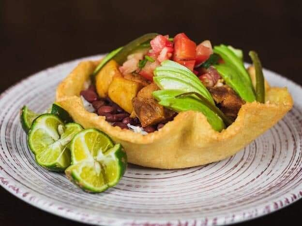 Calle 54 Paseo Gastronómico