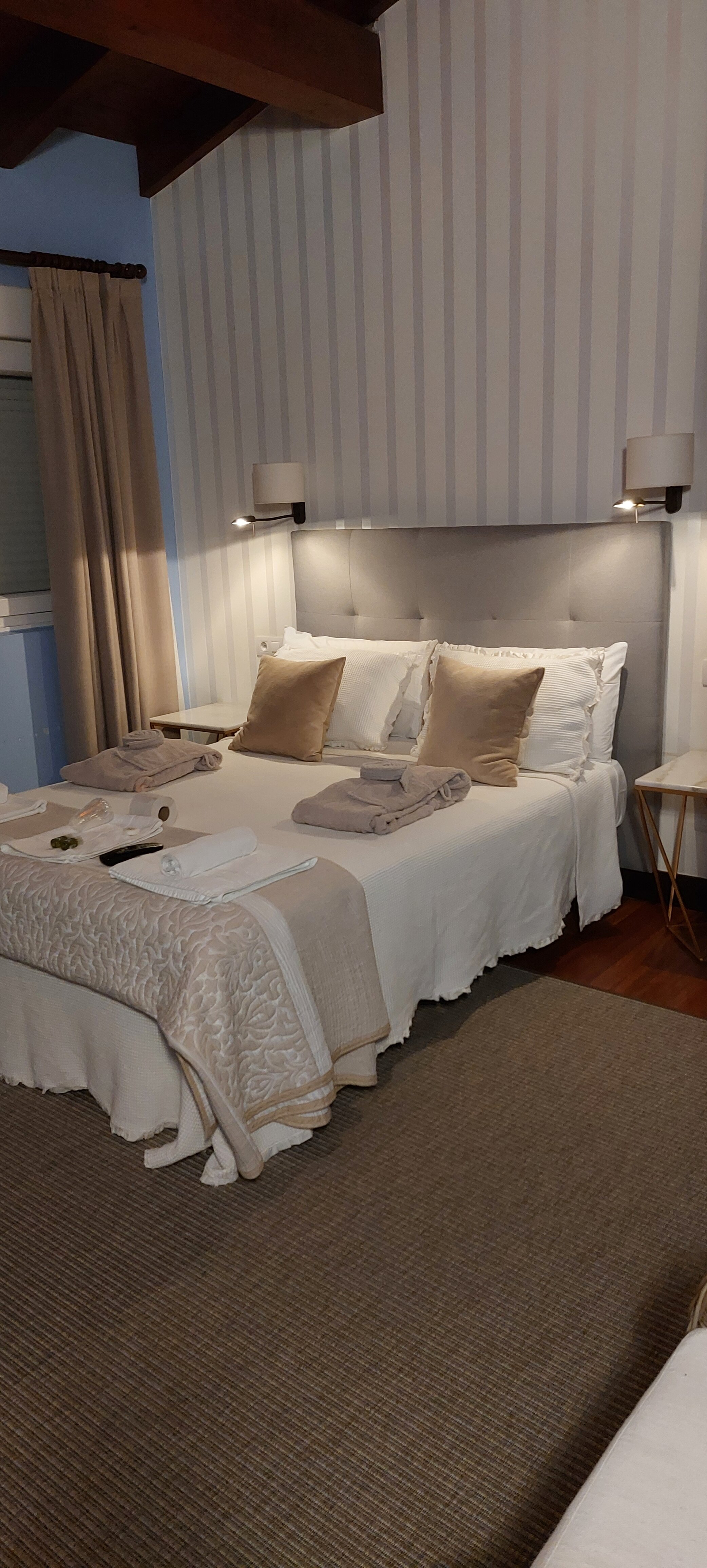 Hotel Txoriene-官方