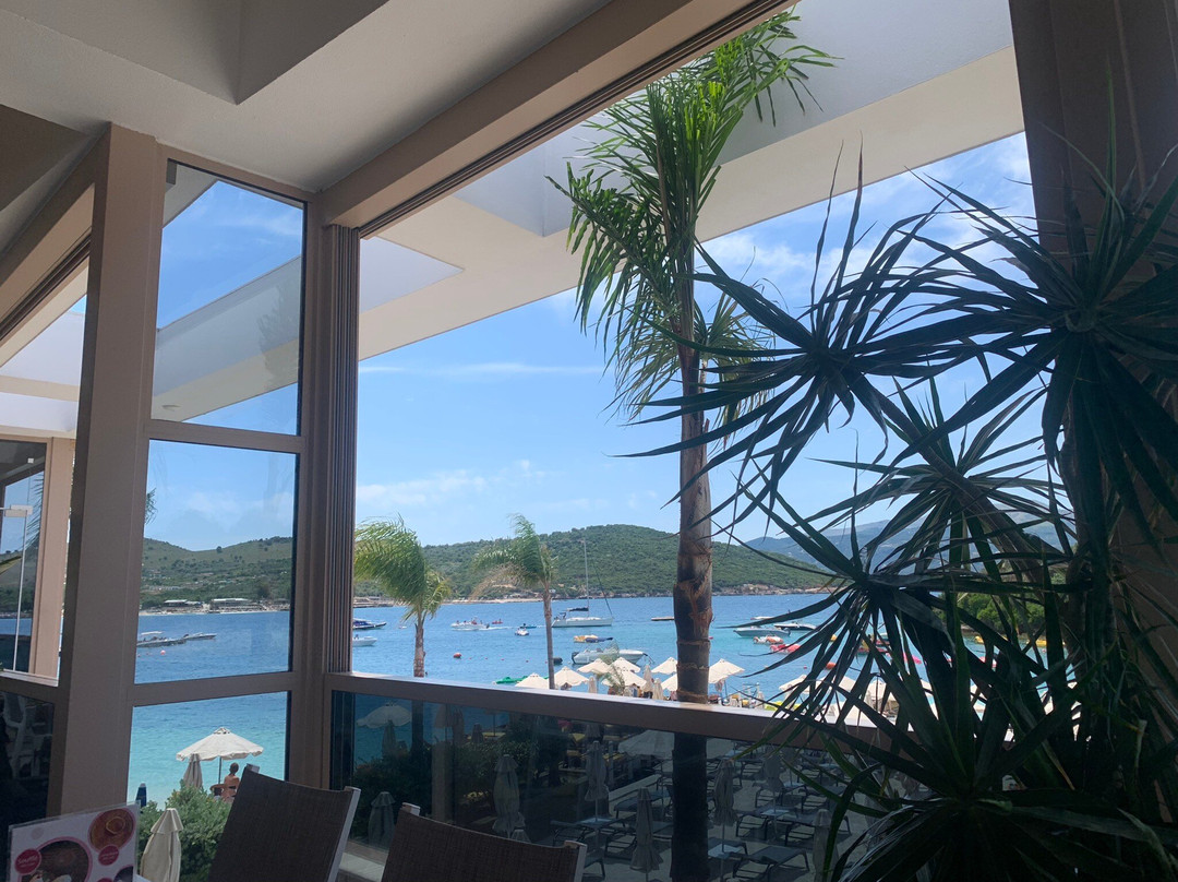 Tre Ishujt Restaurant & Lounge-Ksamil必去景点