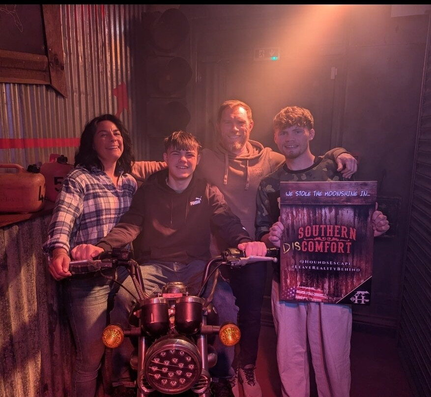 Hounds - Immersive Experiences-克劳利必去景点