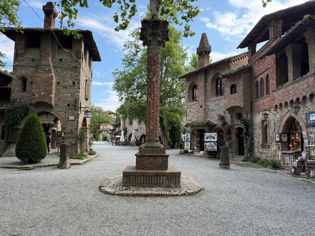 Borgo Storico Di Grazzano Visconti景点图片