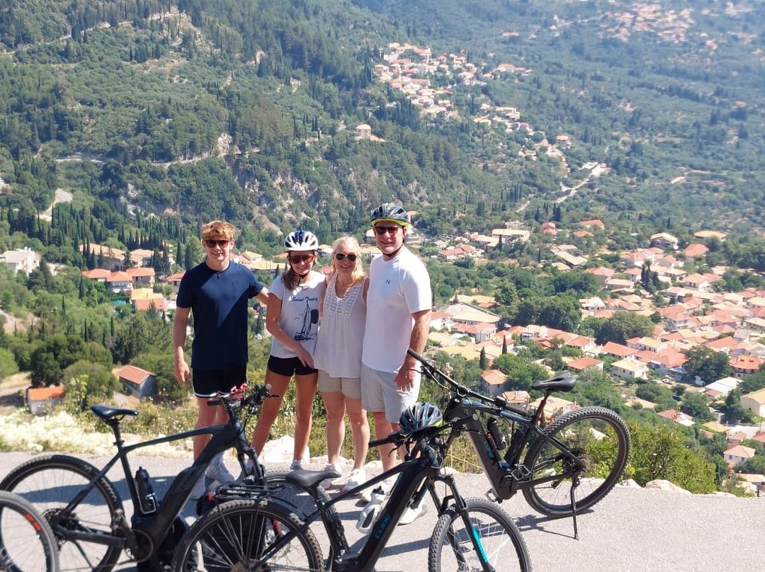 Lefkada e-Bike Adventures-Karya必去景点