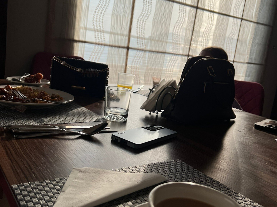 Ramada By Wyndham Murree Lower Topa Resort主图