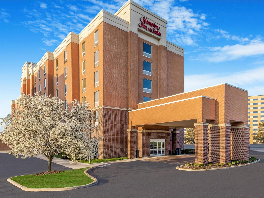 Hampton Inn & Suites Detroit/airport-romulus