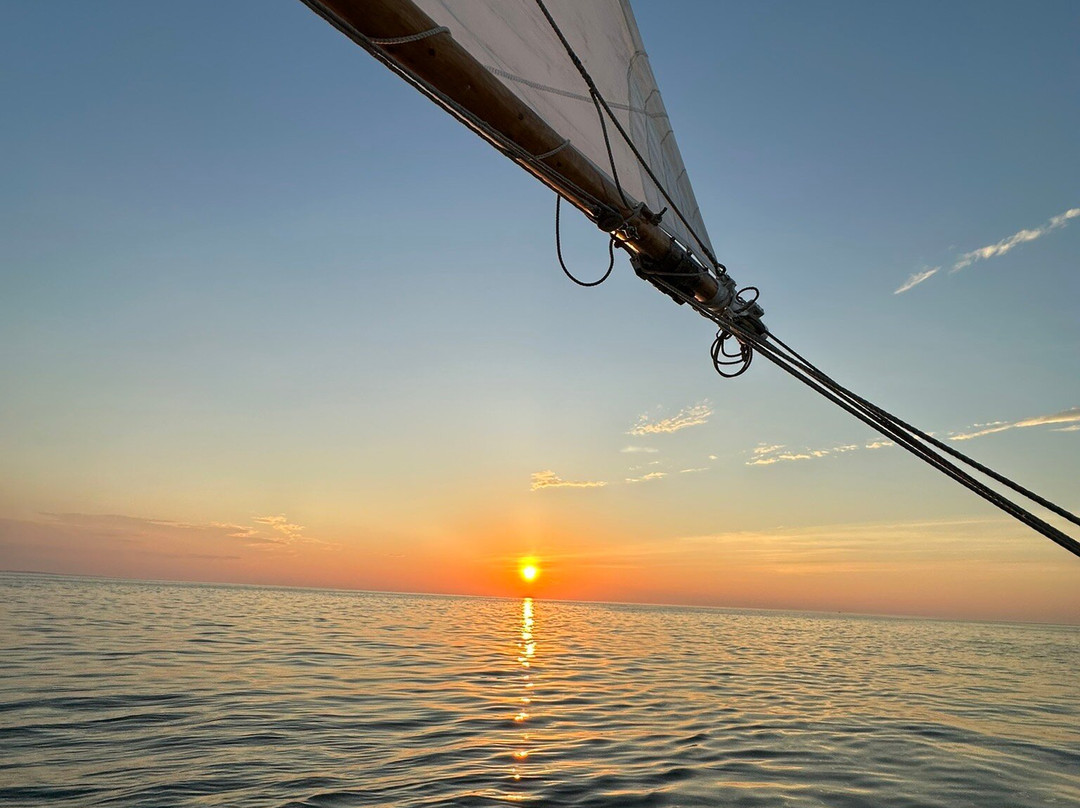 Endeavor Sailing Excursions-楠塔基特必去景点