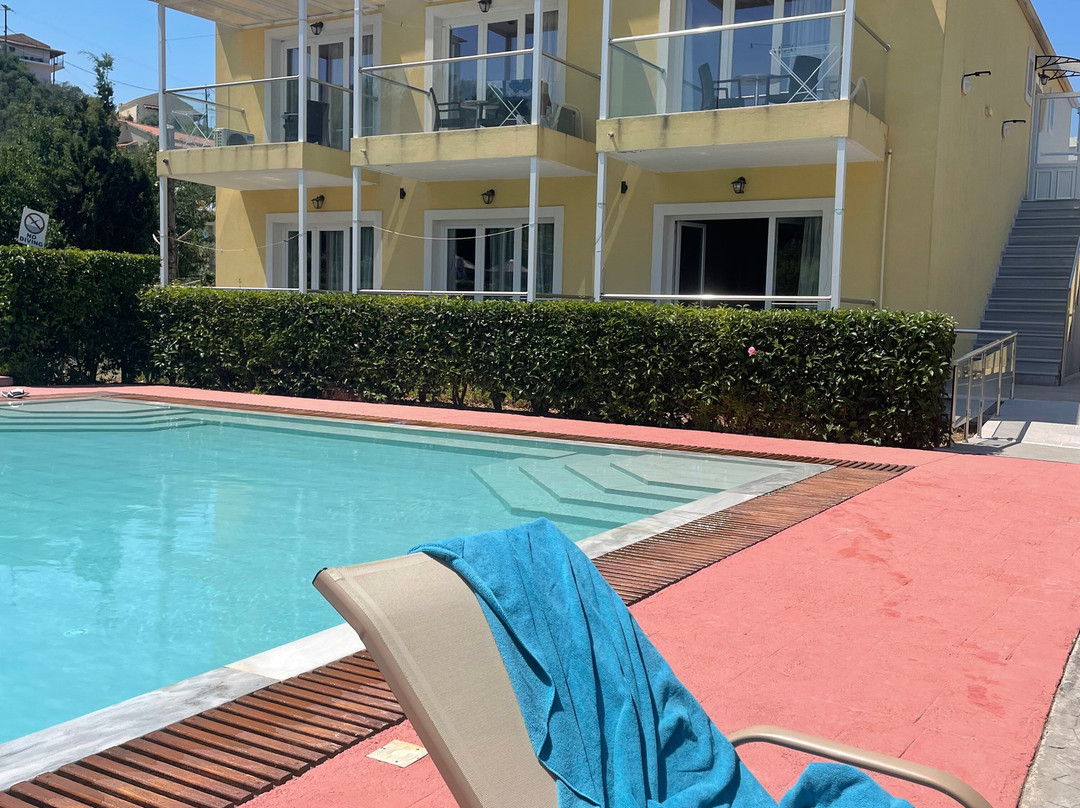 Frosini Gardens主图