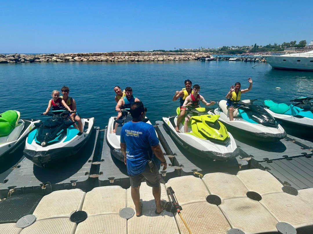 Coral Beach Hotel Watersports-Coral Bay必去景点