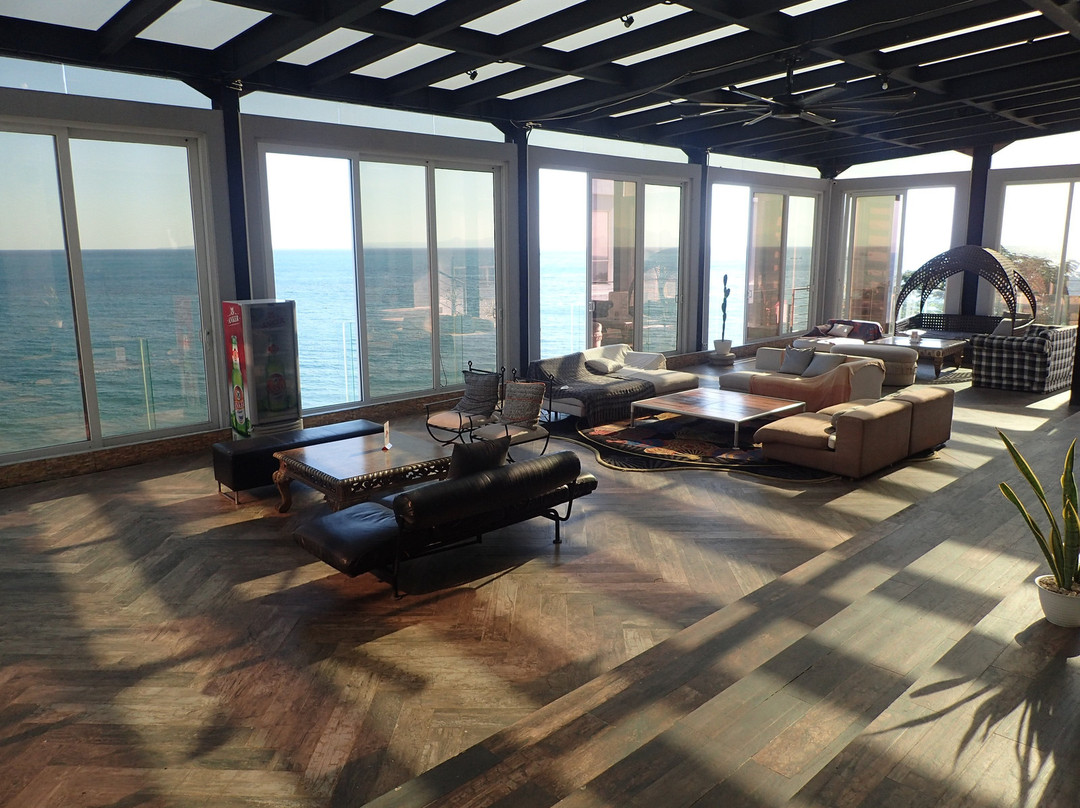 Swiss-Belcourt Kupang主图