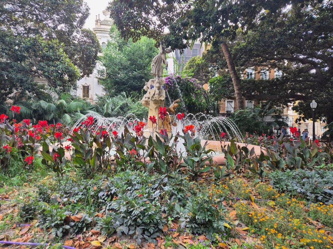 Plaça De Gabriel Miró-阿利坎特省必去景点