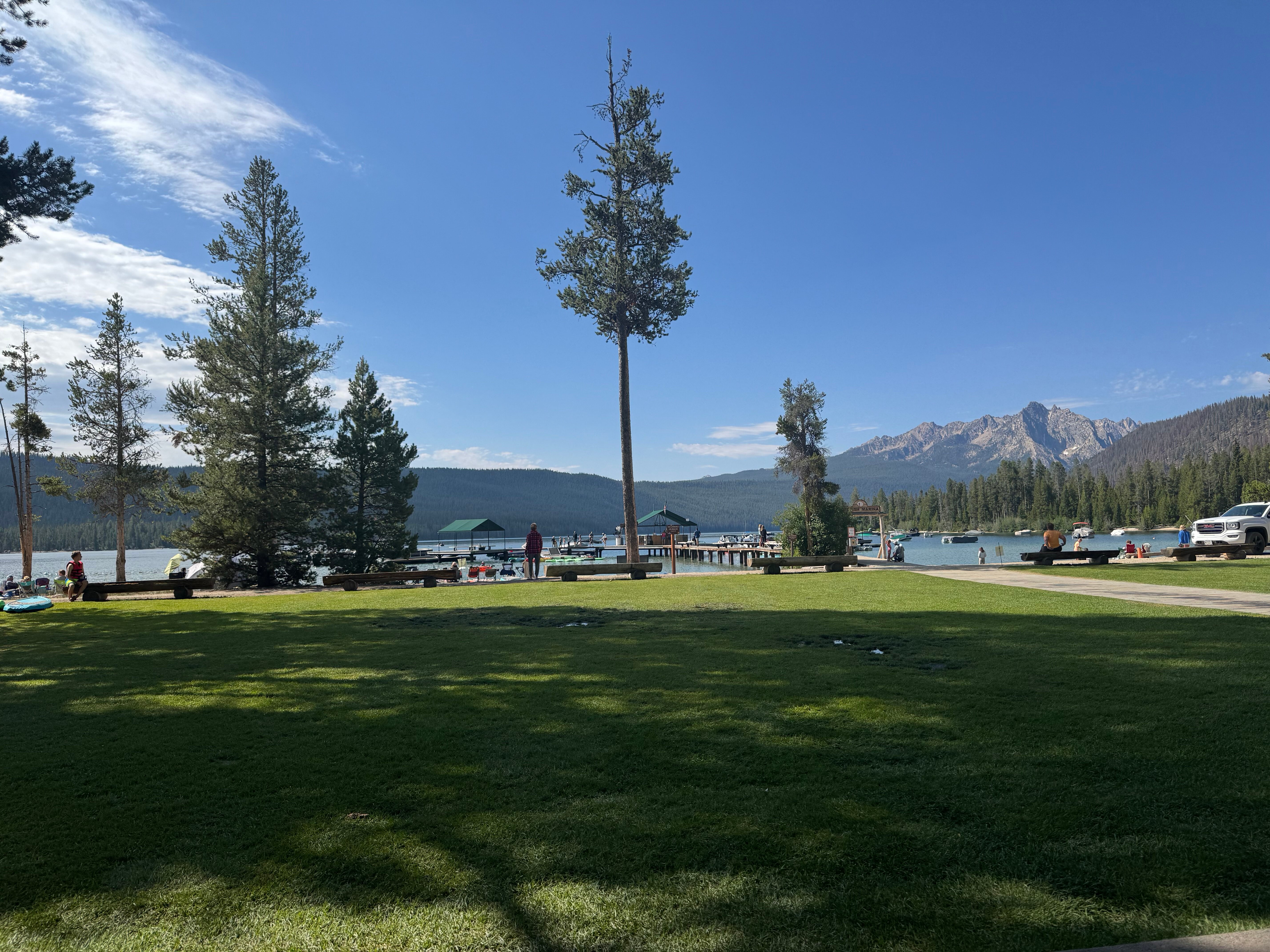 Redfish Lake Lodge-官方