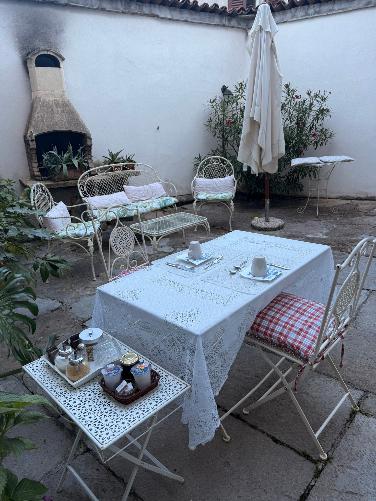 Contrada Lunga-官方