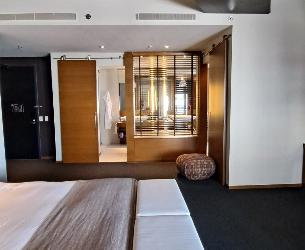 卡尔加里吉门酒店主图