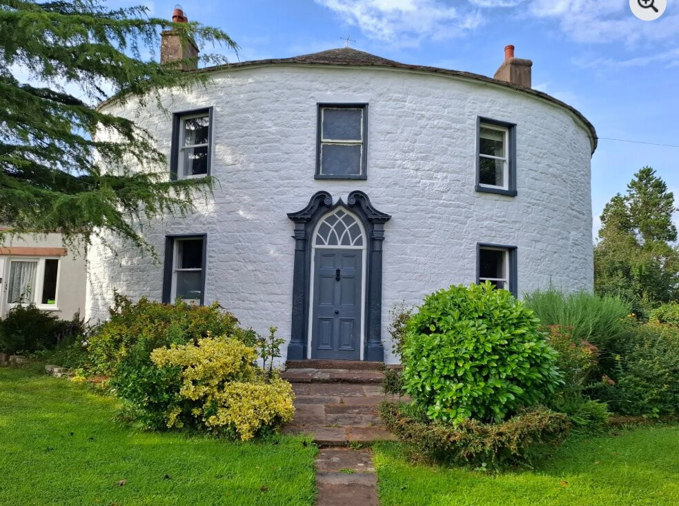 Fiddleback Farm主图