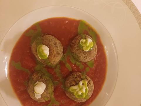 康普莱索特莫维辛酒店主图