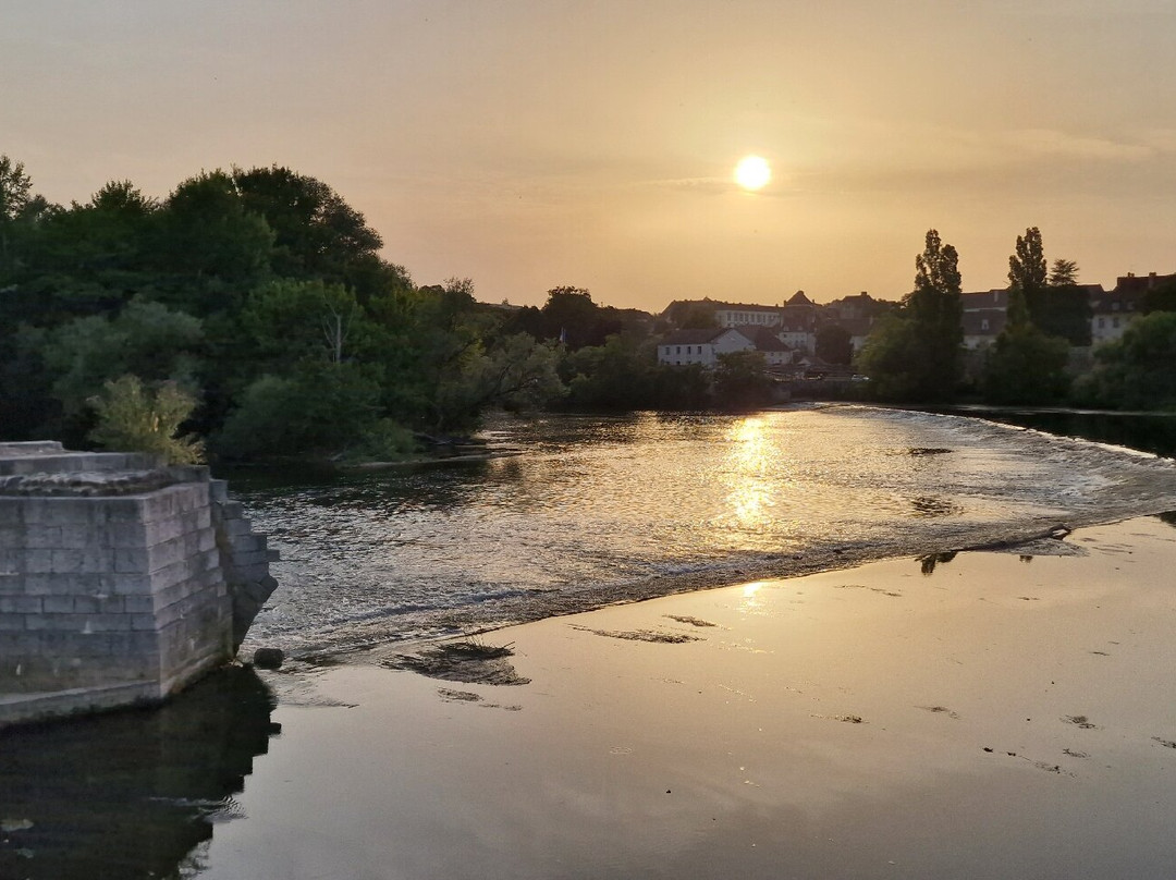 Au Moulin Des Ecorces主图