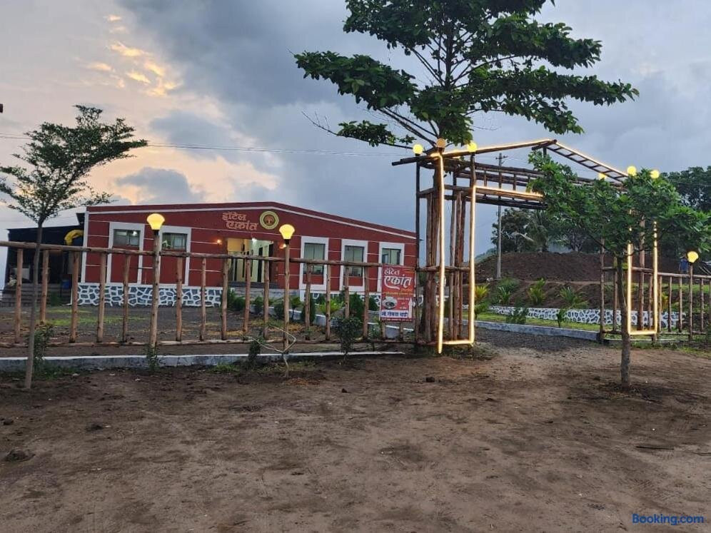 Hotel Ekant Tourist Resort