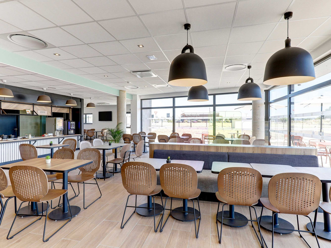 B&B HOTEL Moulins Avermes
