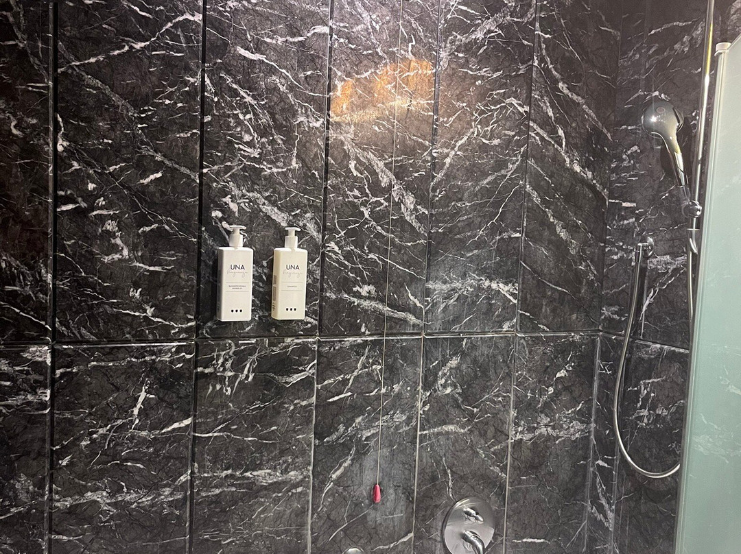 玛尔朋莎乌纳酒店主图