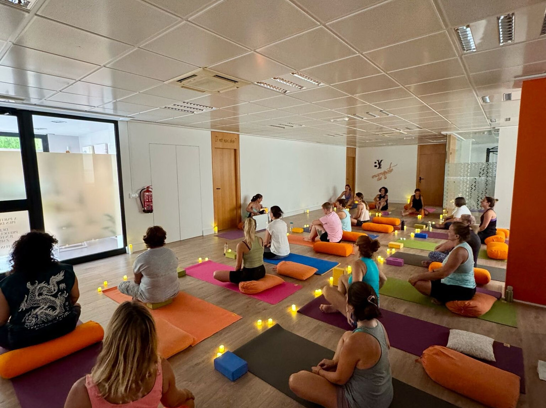 Be You Yoga Body, Mind & Emotions-Pont d'Inca必去景点