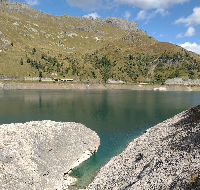 Lago di Fedaia-Penia必去景点