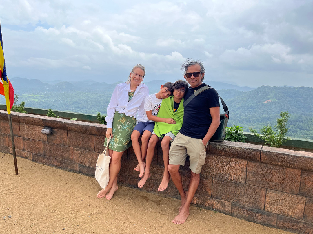 Mount Travels & Tours-拉非尼亚山必去景点