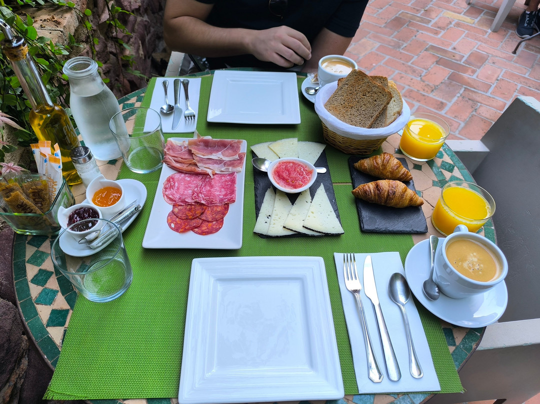 Hotel El Jardin Vertical主图