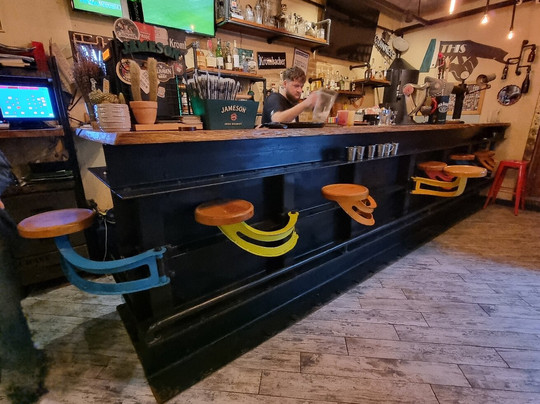 Zig Zag Pub-康斯坦萨必去景点