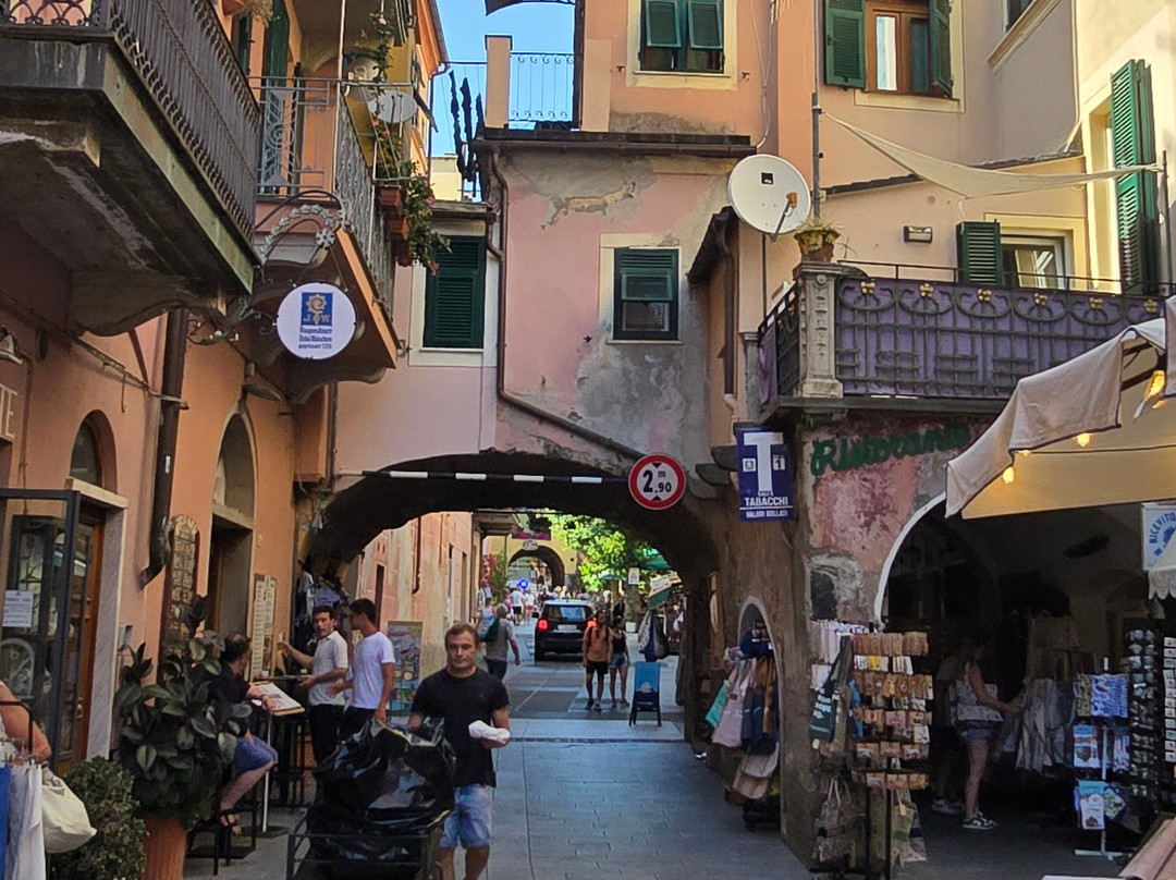 Borgo Antico-滨海蒙特罗梭必去景点