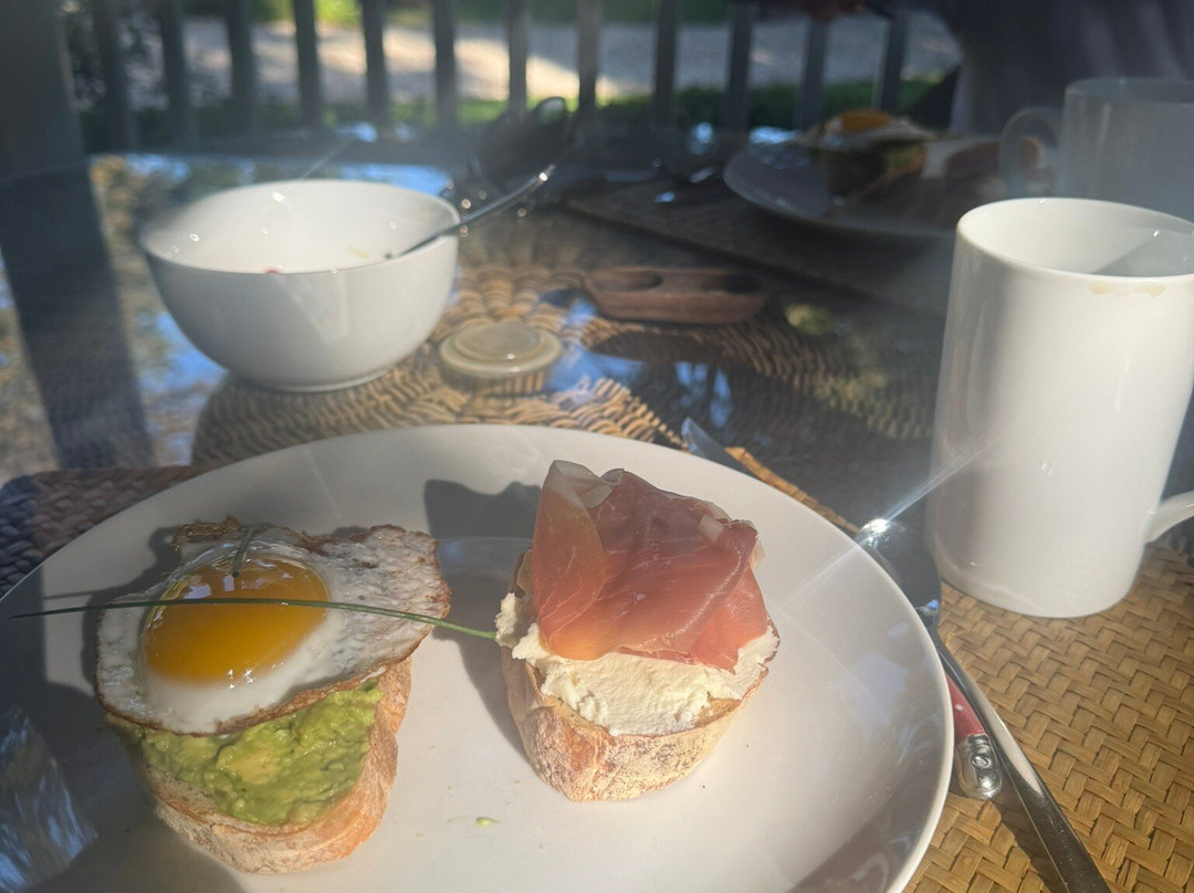 The Harvest Inn主图