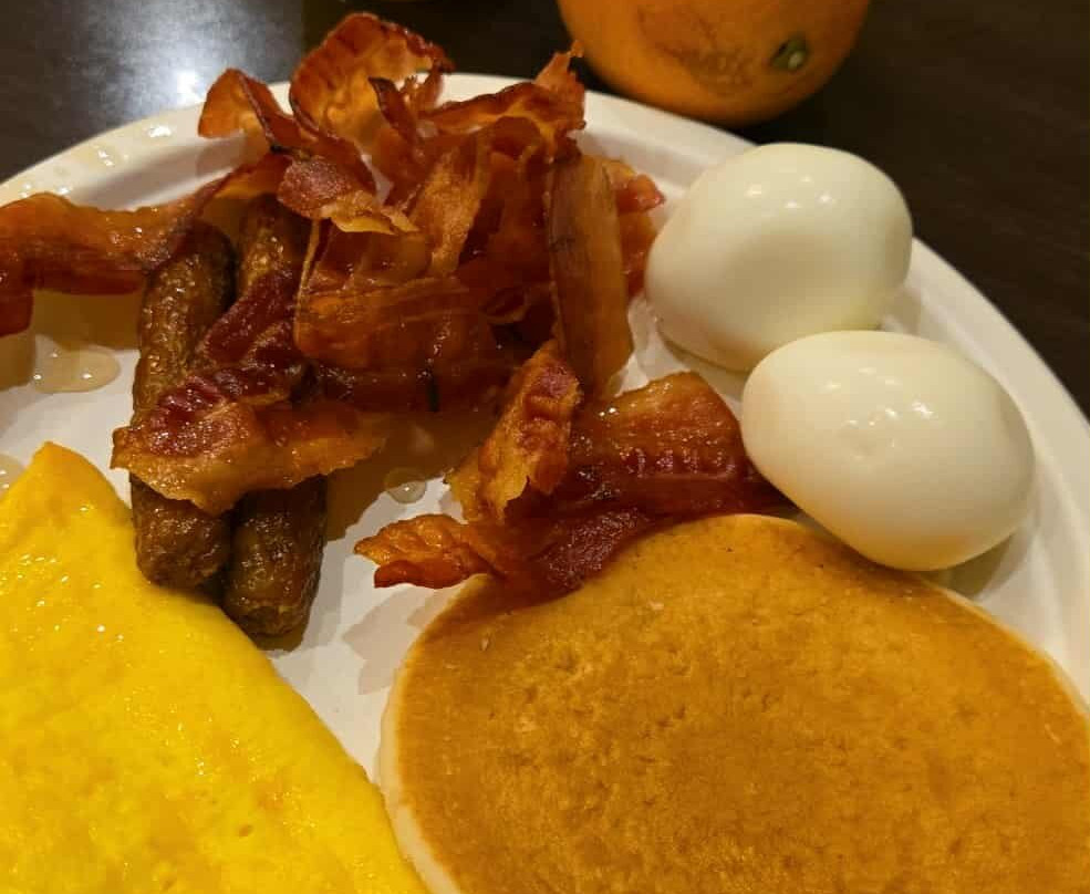 Ramada by Wyndham Emerald Park/Regina East主图