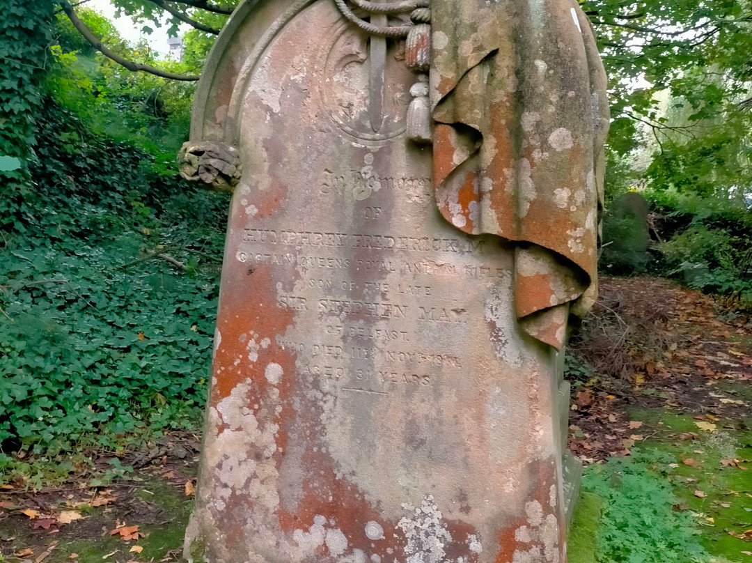 Balmoral Cemetery-贝尔法斯特必去景点