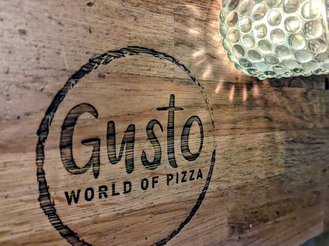 Gusto Pizzeria Ouderkerk Aan De Amstel