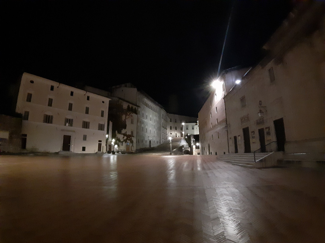 Piazza del Duomo-斯波莱托必去景点