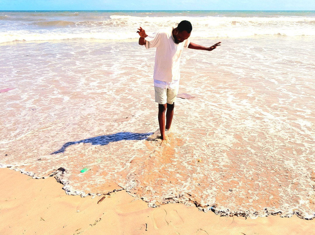 Alora Beach Resort-阿克拉必去景点